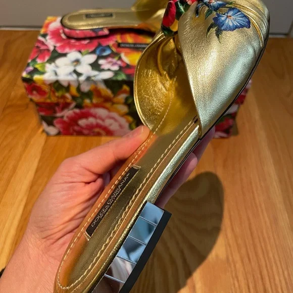 Dolce & Gabbana metallic gold with blue and red flower slides /sandals 36 - Picture 5 of 12